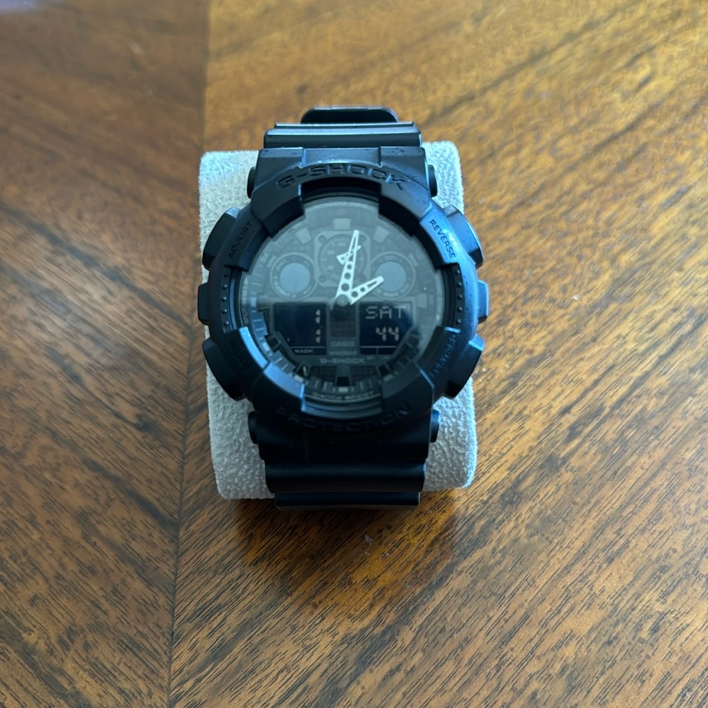 Casio G Shock GA-100